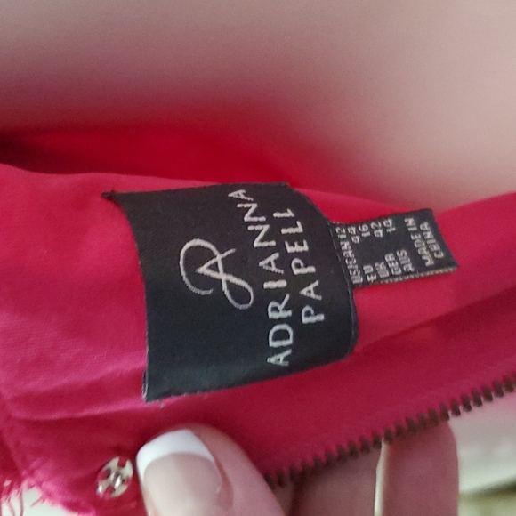 Adrianna Papell Lace 👗 - Picture 7 of 9